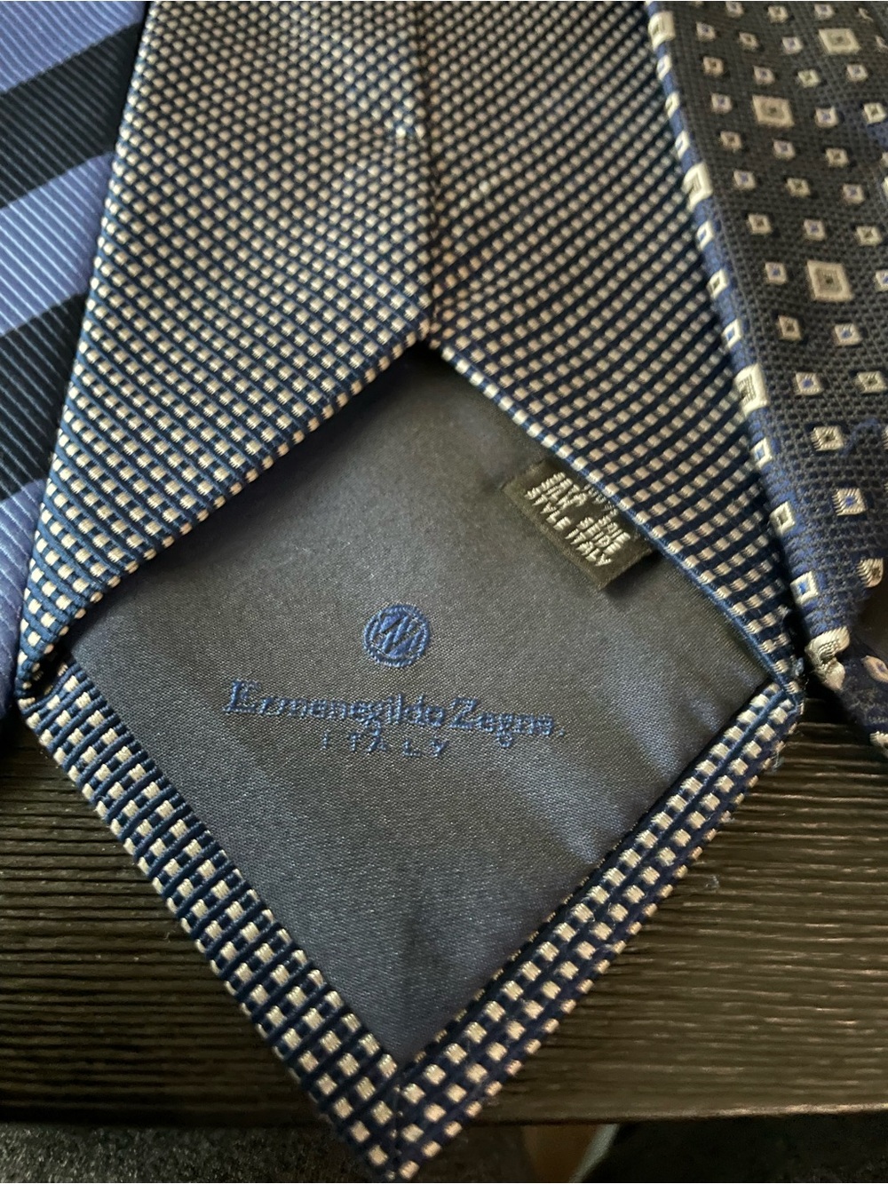 Ermenegildo Zegna 3 Silk Ties - Picture 5 of 9